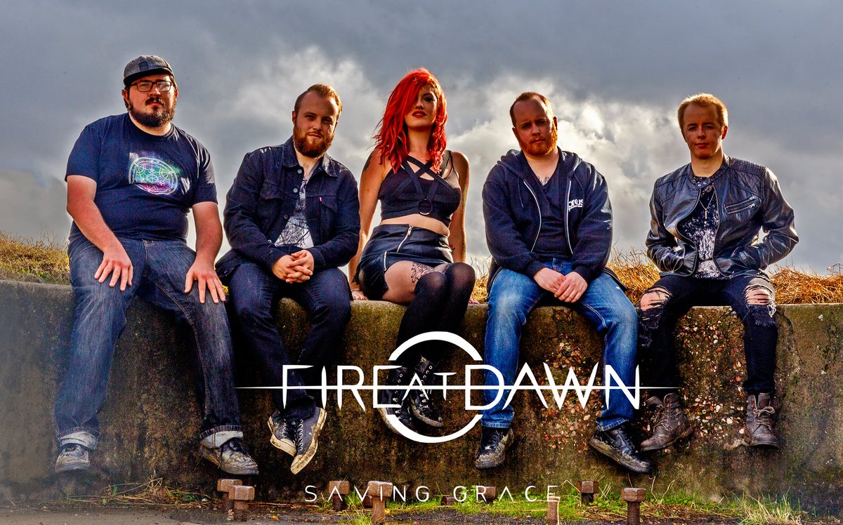 panicsouthend's tweet photo. Panic #alternative classics this #Friday #southend #live 
@Fire_At_Dawn on stage 10.30pm £2
@SouthendBands @PMTSouthend @LiveinEssex https://t.co/EZqVxaOpSE