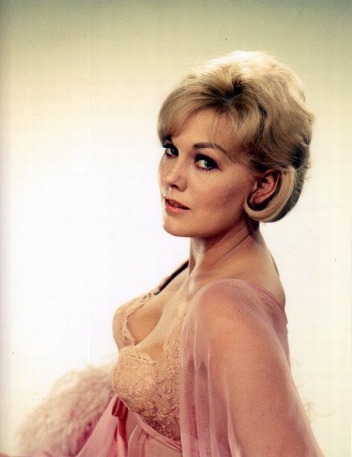 Happy birthday Kim Novak, 84 today: Vertigo, Bell Book and Candle, Pal Joey, The Man with the Golden Arm, Picnic 