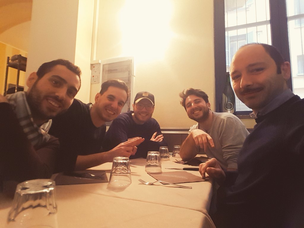 adamjcavallari's tweet photo. Today we're having a 🍕 with a brilliant italian #startup @RemoriaVR - their product Lignum is really something in the #VR field https://t.co/5Hg3Jk3tyb