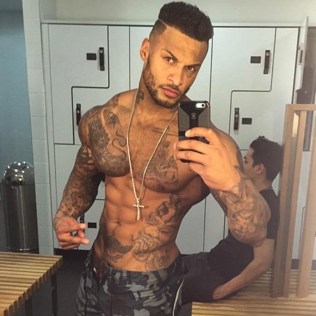 MuscleeHunk's tweet photo. #Followe #beautiful #men #sexy #Divine #Hot https://t.co/zTabQ119RW