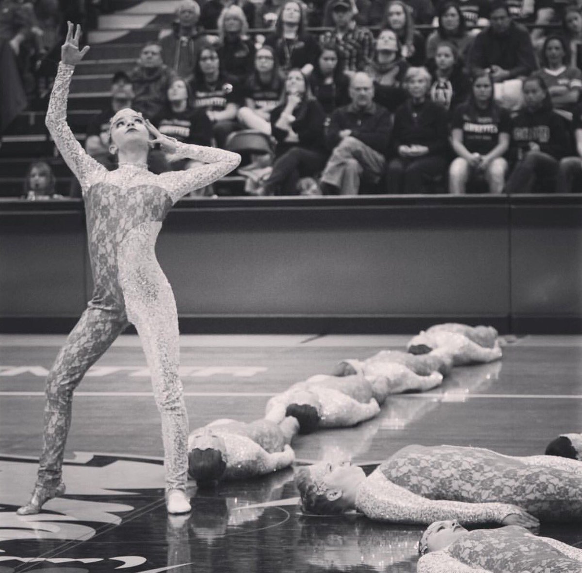 AnokaTwisters's tweet image. Starting off STATE week with a throwback to last years kick routine! #makinhistory #willneverforgetit youtu.be/VZDHI6vRlGA