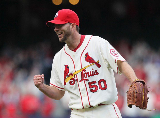 CardsNation13's tweet photo. GOOD MORNING!! Pitchers and catchers officially report today! One step closer to Cardinals baseball!! https://t.co/t4ArVCQSFm