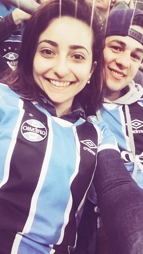 pahcastanho's tweet photo. Muito amor envolvido! #semifinal #copadobrasil2016 ❤💙 https://t.co/Tv4H0Uz0GI
