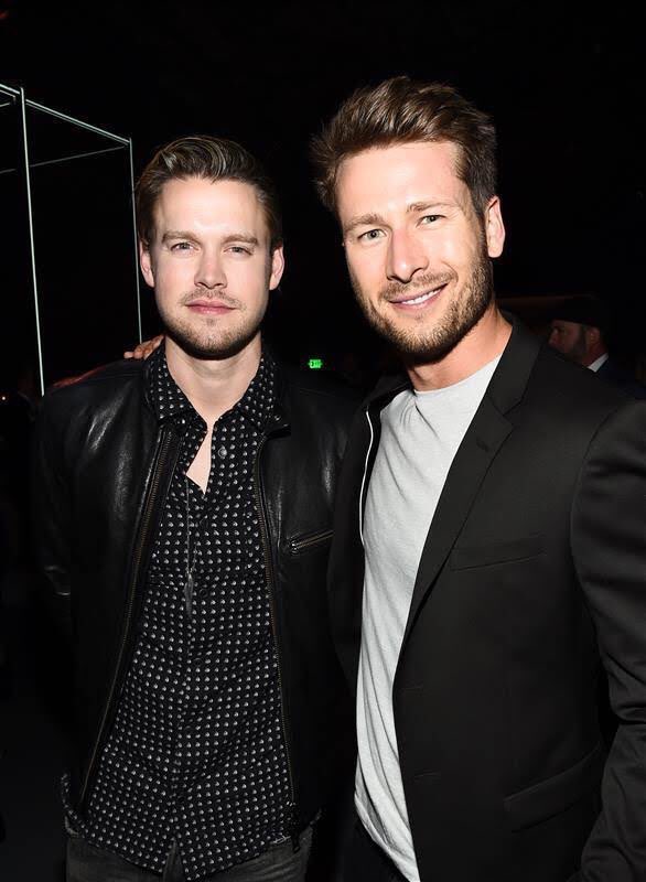 fuckyaschord's tweet photo. I MISSED THESE MOMENTS 😭 #brogoals #overpow https://t.co/upconPMheh