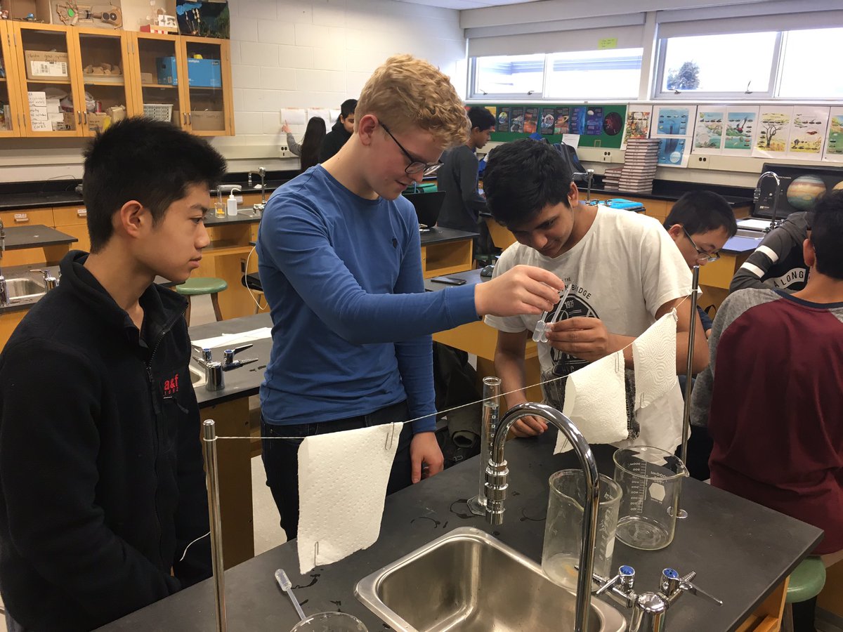 AdrianManickam's tweet photo. Designing labs to test absorbency of paper towels with the pre-IB grade 9's. #ESSSCIENCE @srtrupp https://t.co/Pj39MdStew
