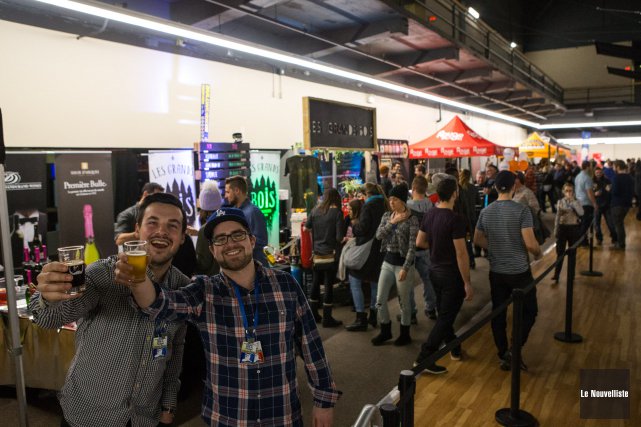 Franc succès pour l'Aurore Boréale de Trois-Rivières, festival consacré à la #bière de #microbrasserie lapresse.ca/le-nouvelliste…