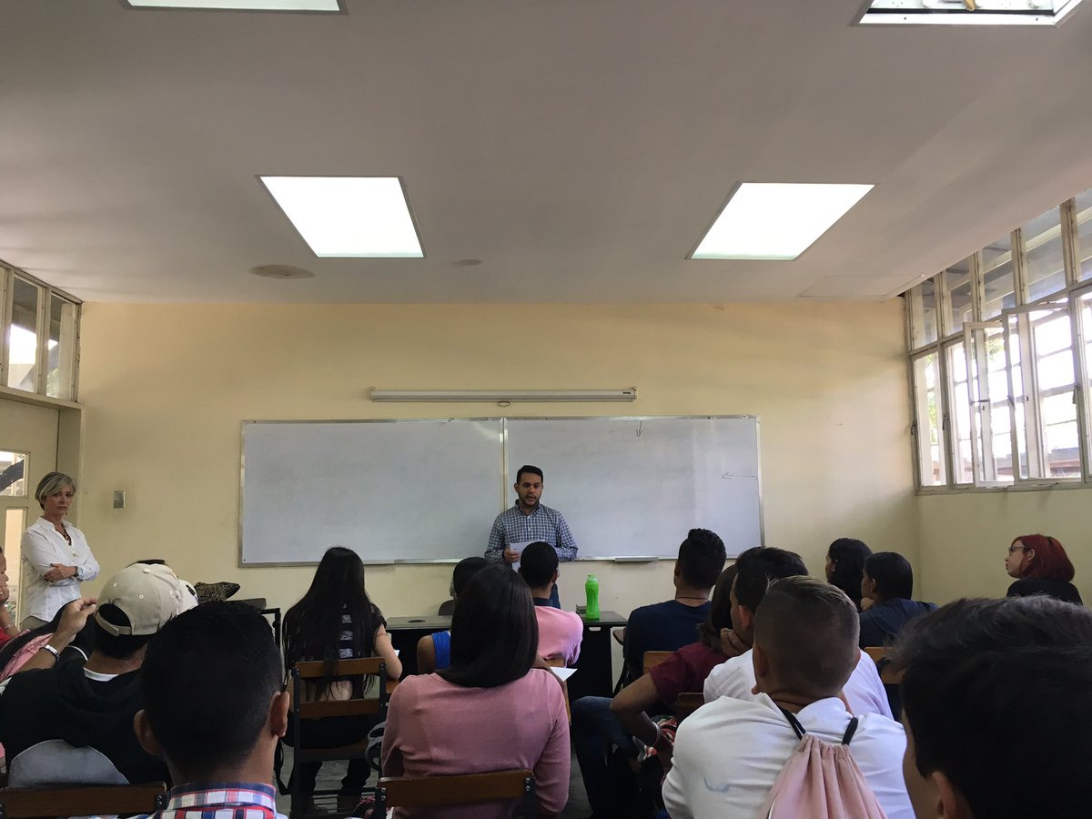 +Estudiantil - UCV tweet media