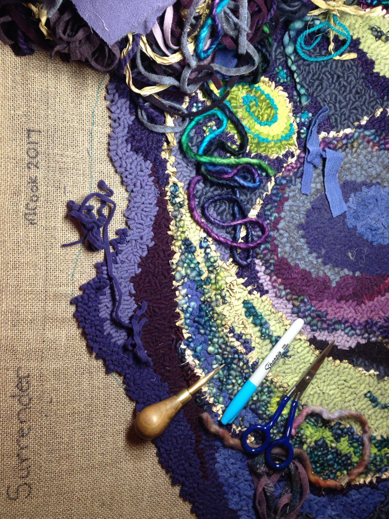 MerylACook's tweet image. I&apos;m Surrendering to the #NSStorm with my #rughooking #stormproject instead of #stormchips