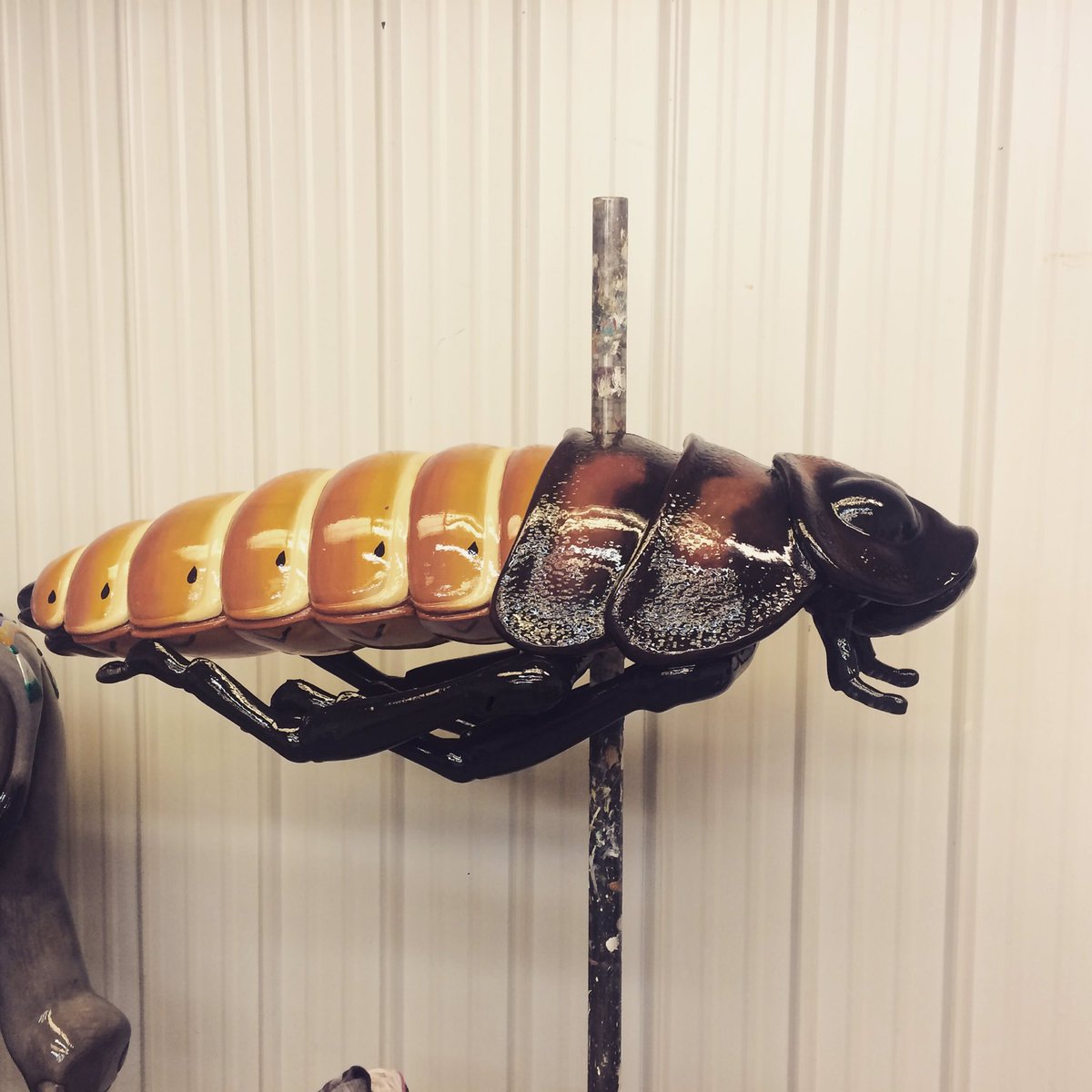 Carousel_Works's tweet image. Who likes bugs? New cockroach figure debuting @BronxZoo #insect #carousel ! #Carouselworks
