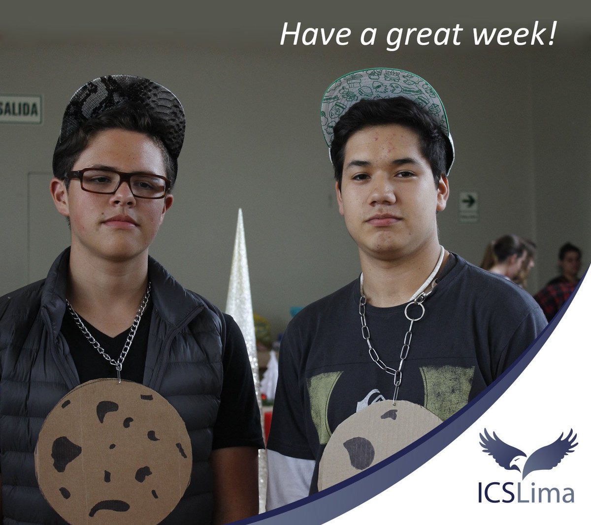ICSLima's tweet photo. Style and great friends to start an incredible week!

#ICSLima #NICSSchools 📖 https://t.co/tE8BITTPOa