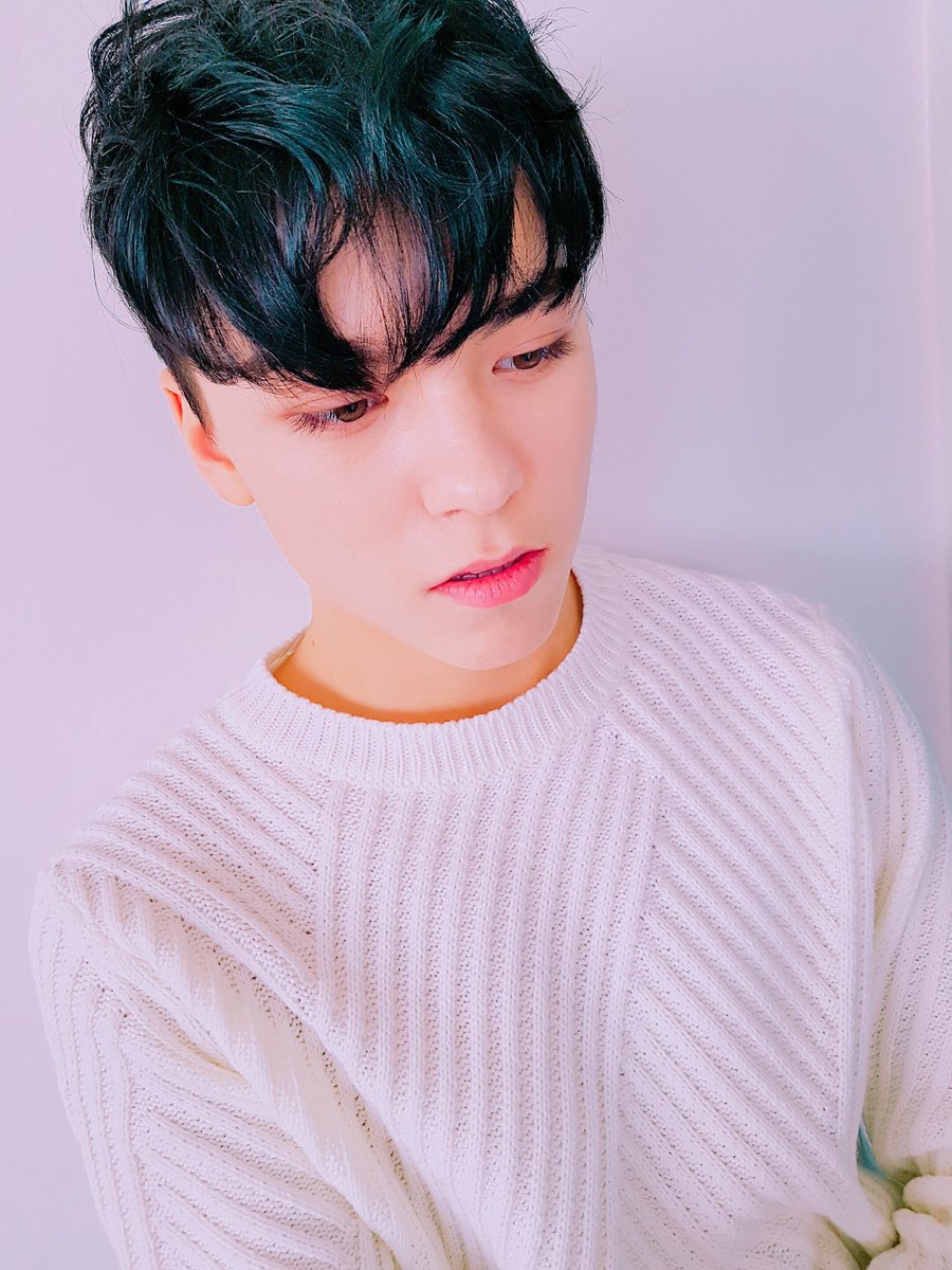 _vernonth's tweet photo. 20170214 : Happy CARAT Day ค่ะ ~ https://t.co/43fEkFV3UV