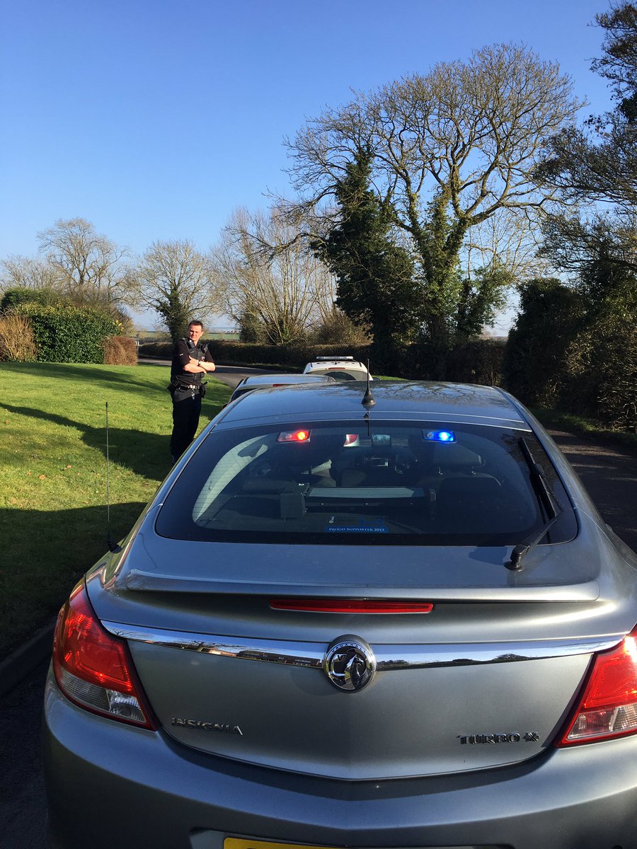 TVP_Bucks's tweet photo. PC Labrum watching over another seized car with @tvprp - no insurance,no tax &amp; no licence #hattrick #TVPRural #P6951 #P7332  #section165RTA https://t.co/FaW41VDlEp