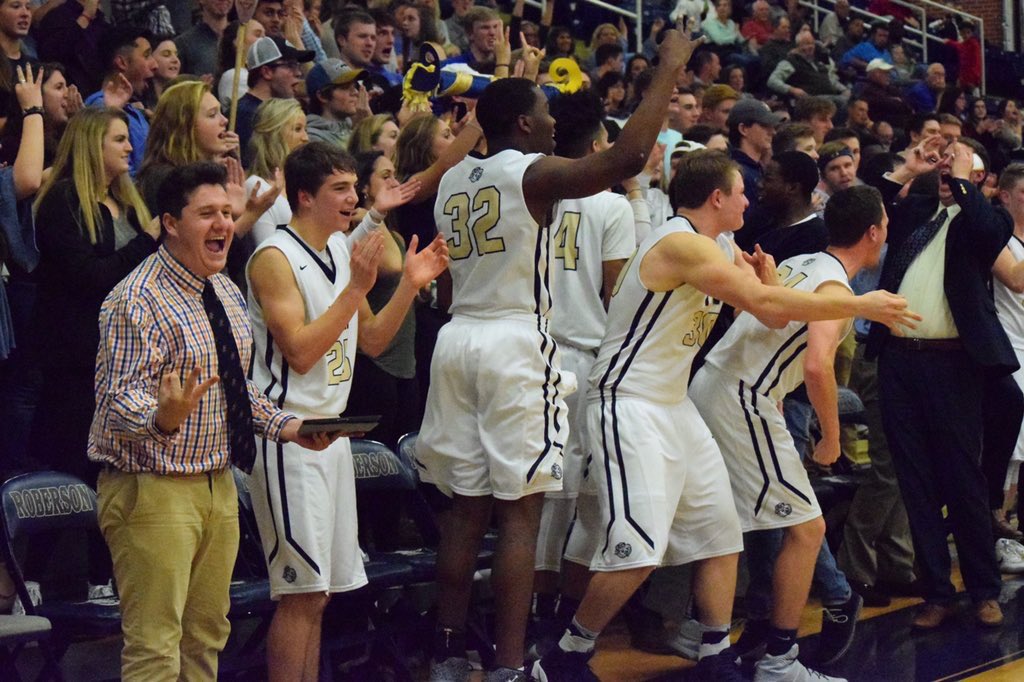 TCRbkb2017's tweet photo. Pics from senior night are 🔥 https://t.co/8TiTpPe0wO