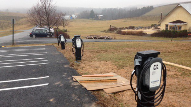 @aec_now - there are three @ClipperCreek J-1772 universal charging stations here as well @blackanklevines.