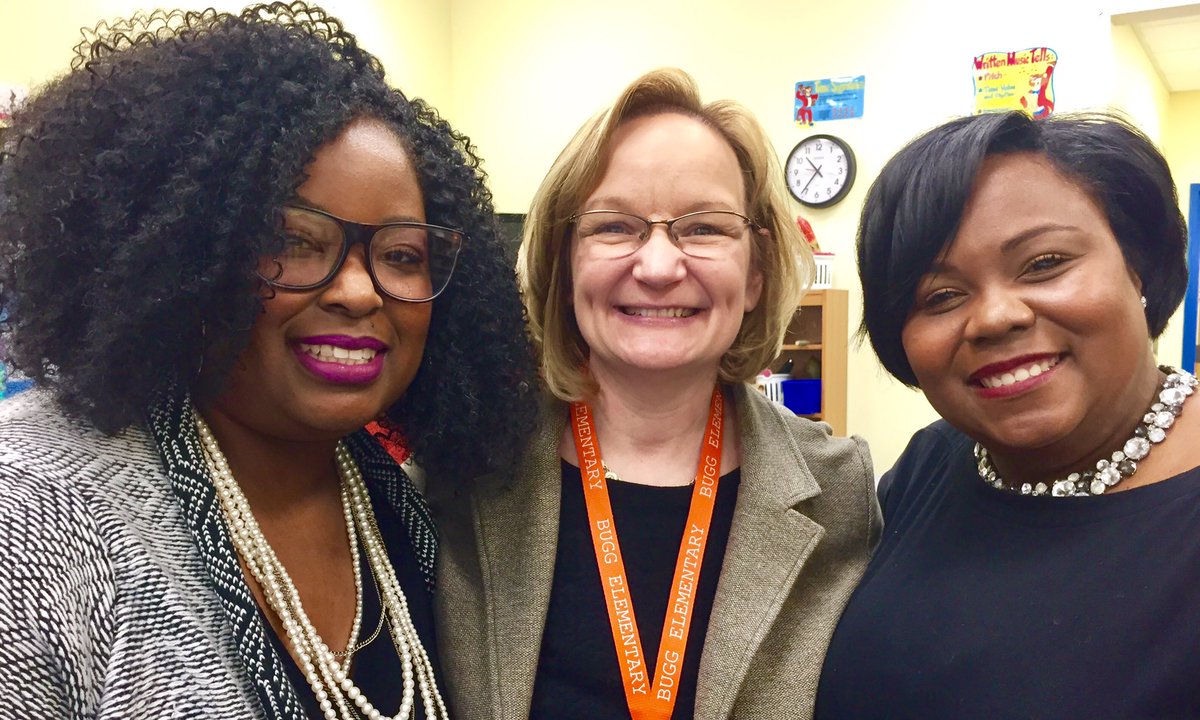 WCPSS's tweet photo. Teachers @BuggMagnet are eating healthier thanks to @rachaelray! See them on @ABC11_WTVD at 4:30 and 5:30 today! #healthyteachers https://t.co/sVAzf5UNWo
