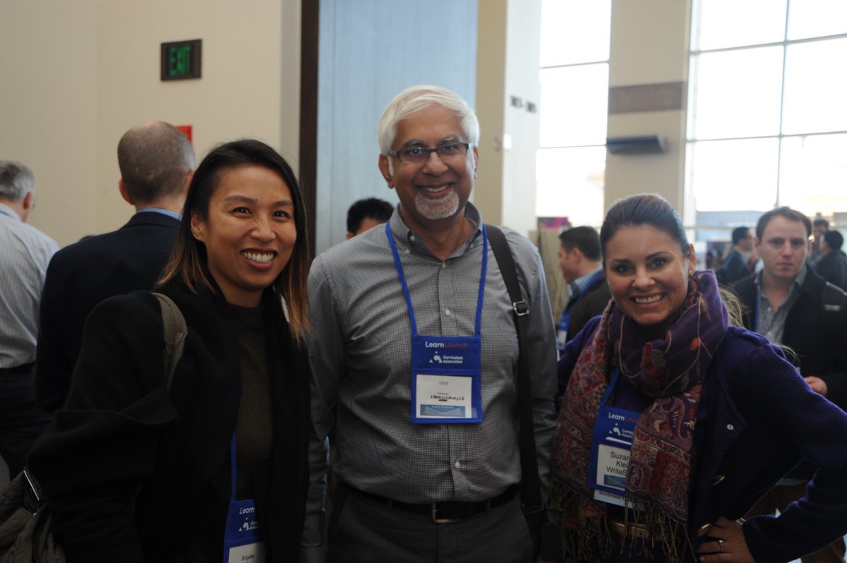 LearnLaunchX's tweet image. .@LearnLaunch staff, board members, cohort members made the magic happen at #LearnLaunch17.