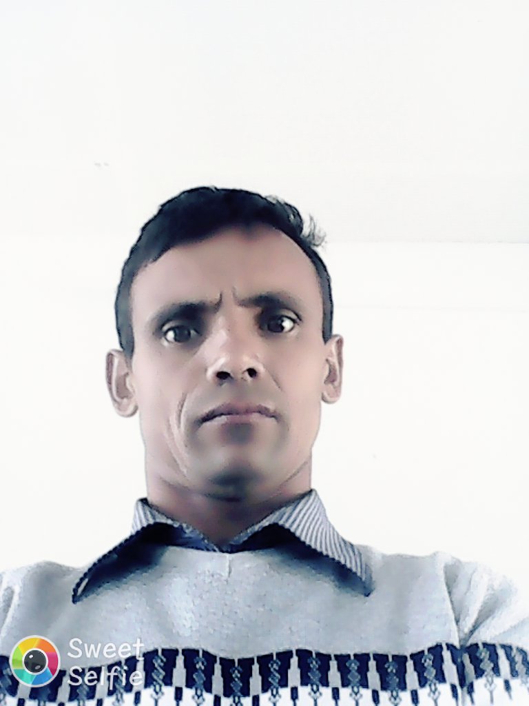 mdthito's tweet photo. जीवनरुपि सोपानमा चढ्न मलाई रहर भयो
सङ्घर्षको दौडानमा अमृत पनि जहर भयो https://t.co/Jo2uw30QIr