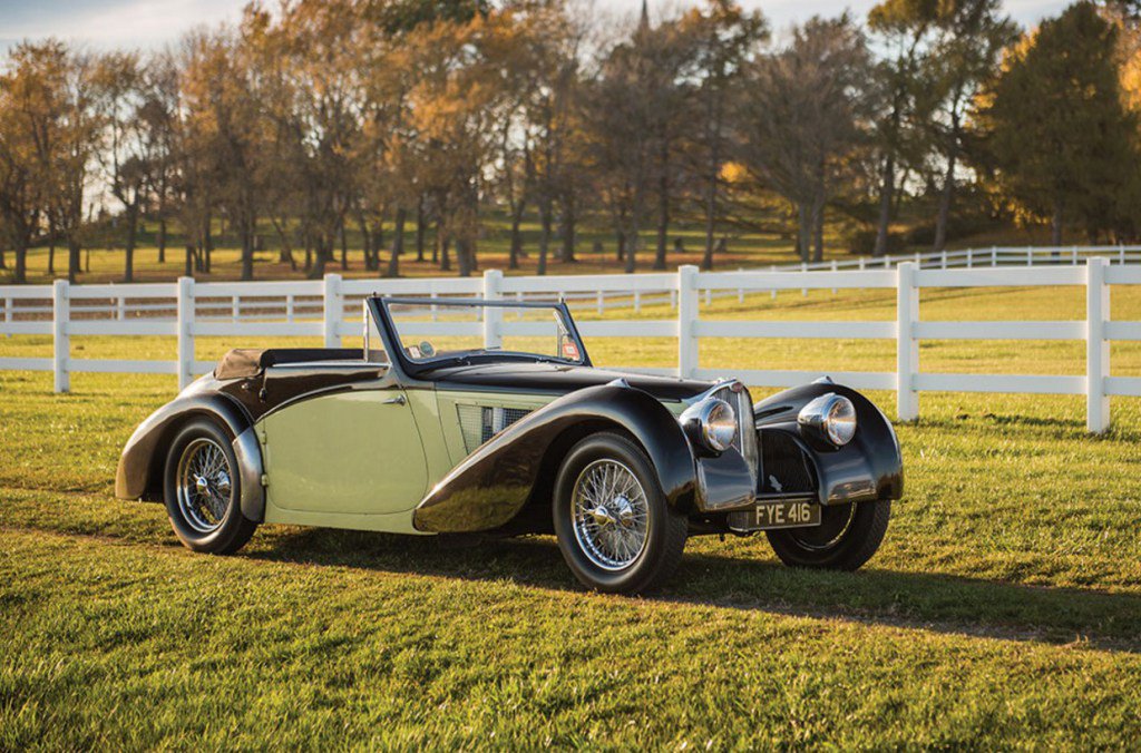 ClassicCarWeekly.net tweet media