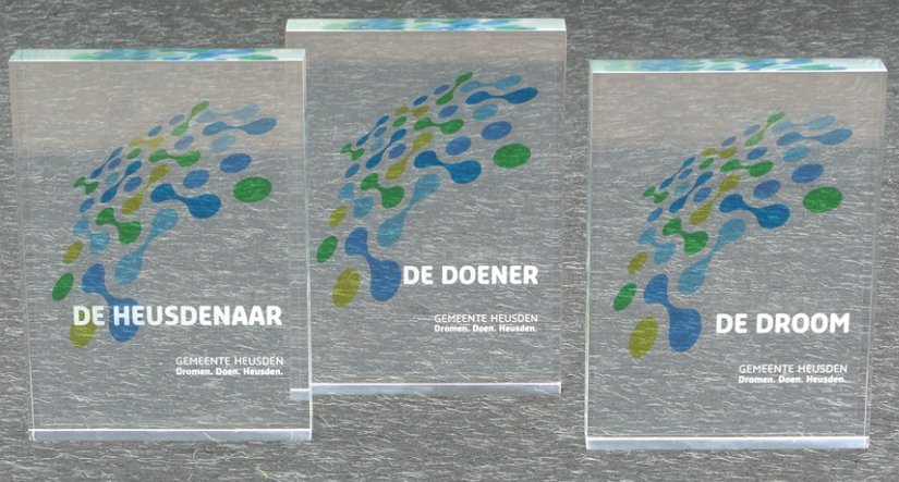 gemheusden's tweet photo. Nomineer de Droom, Doener en Heusdenaar van 2016! Nomineren via https://t.co/woHMBHtJRA #DDHdag17 #11kernentocht #dromendoenheusden https://t.co/j8hKCzzQq8