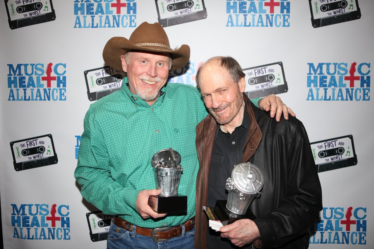 FirstAndWorst's tweet image. Who will win the 2017 CRAPPY AWARD for worst song of the year? Be @CityWineryNSH Mar 1 to see. @WynnVarble &amp;amp; @BobbyBraddock have won b4