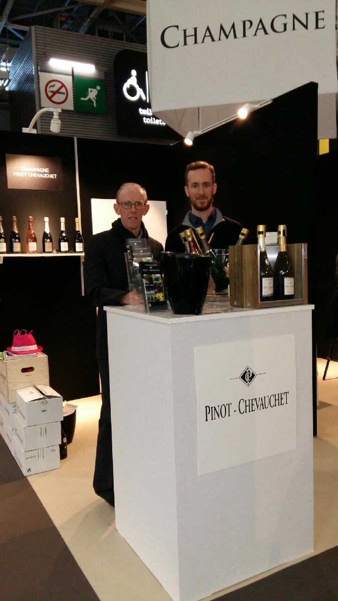 Champ_PinotChev's tweet photo. Live from the #VinoVision #exhibition located at #Paris! This is a professional exhibition: #cellarmen #restaurateurs #importers... https://t.co/HWteU8gyRk