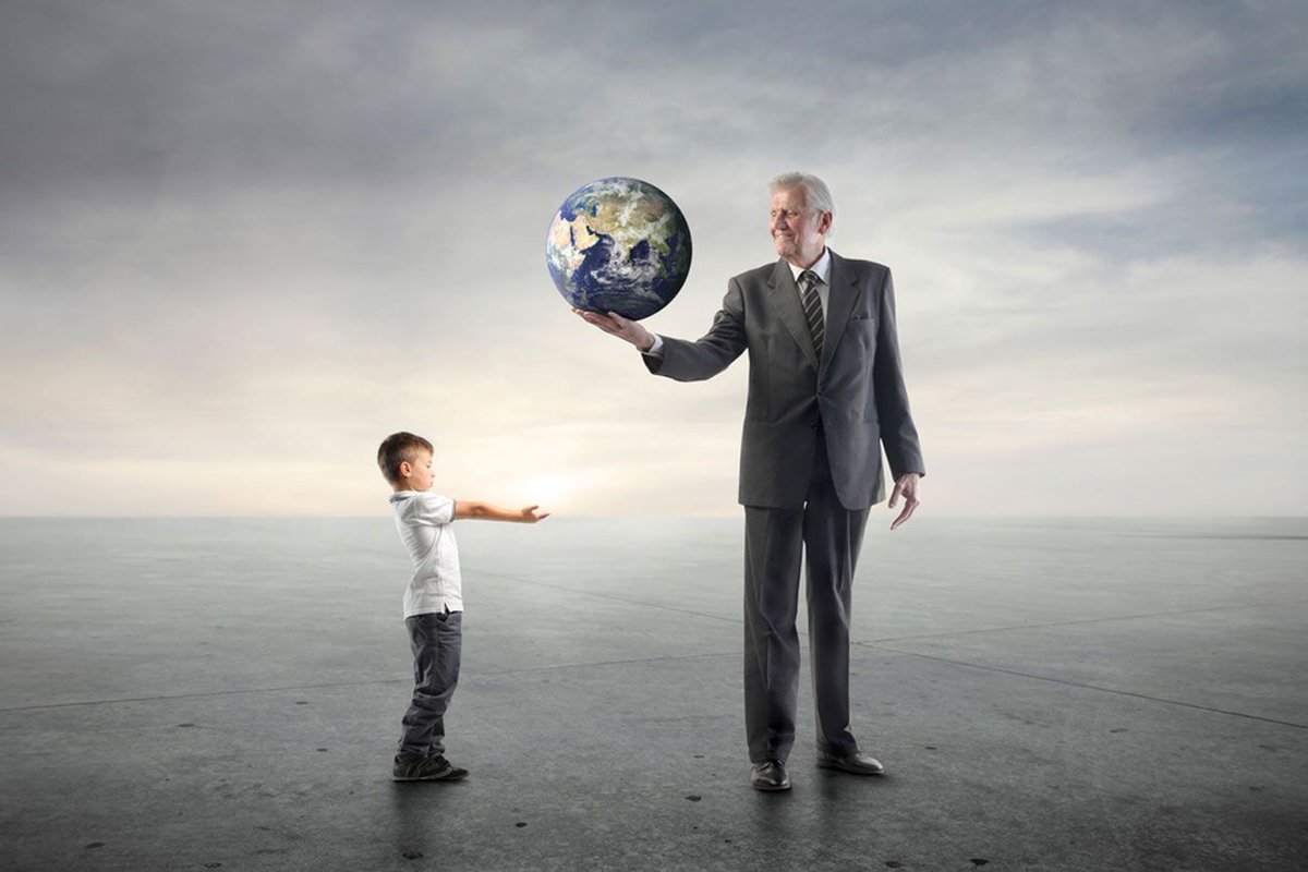 Что помогает людям передавать опыт 5 класс. Передача знаний навыков. Человек передающий опыт. Будущее поколение. Человек передающий опыт.