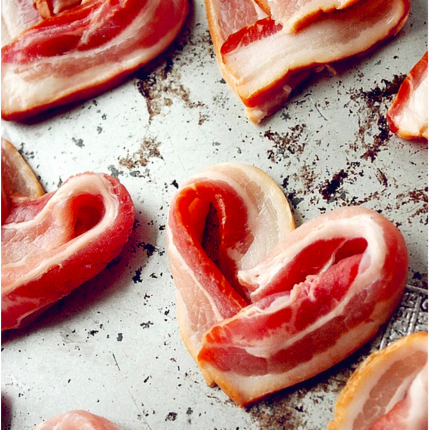 GreenHillsStJoe's tweet photo. Love is sizzlin'! https://t.co/zYJY2xhL3Q