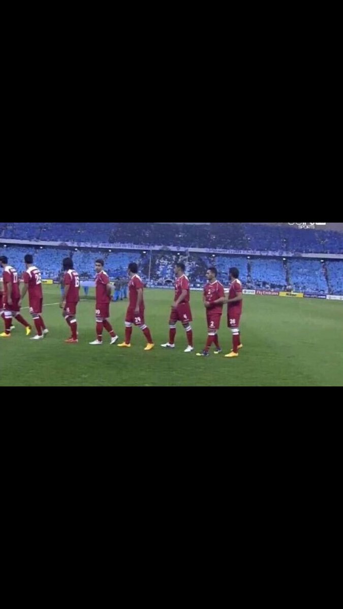 9g6w_'s tweet photo. #ذكرنا_بتيفو_محترم
حدثوني عن التيفوهات 
احدثكم عن جمهور #الهلال 
.
.
حتى وان كنت الخصم يجبرك جمهور الزعيم على أن تلتفت خلف لترى التيفو 😍🎧 https://t.co/2r96jEwAJb