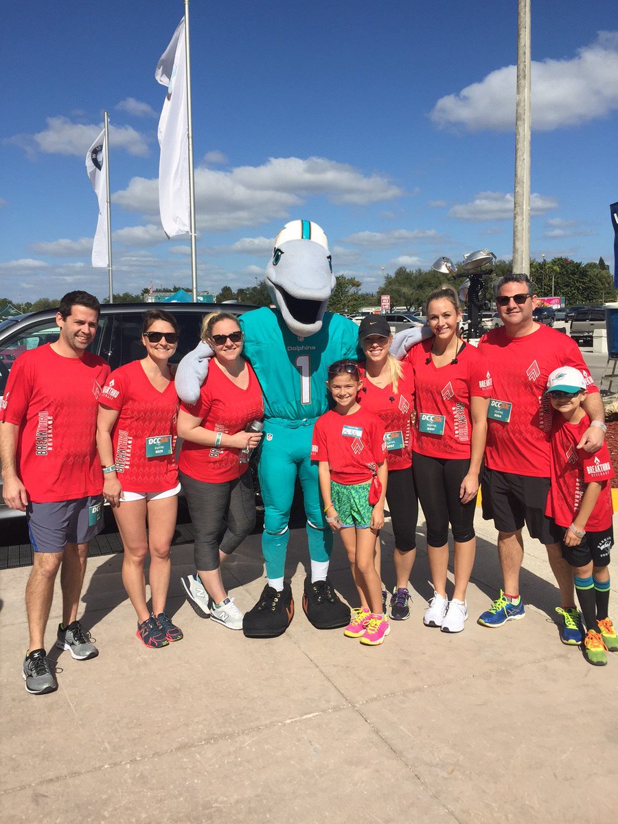 breakthrubevFL's tweet photo. Some of the highlights from a successful #DolphinsCancerChallenge! https://t.co/2t0oe6Fdhe