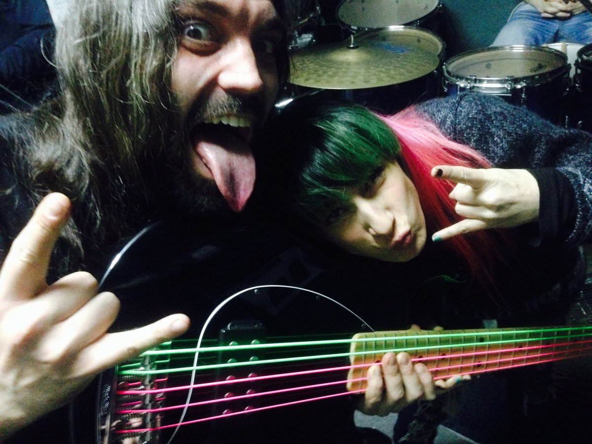 Patriciakhy's tweet photo. Listos para la gira y a juego! Nos vemos este sábado 18 en Oviedo y el próximo sábado 25 en Madrid con Khy! https://t.co/SFTfMj5BhT