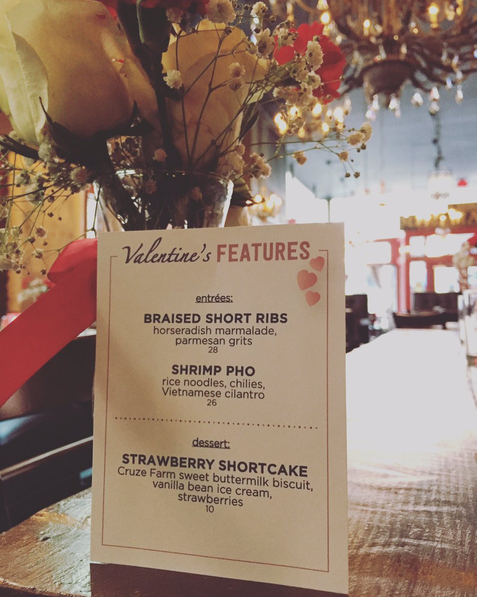 FIVEknoxville's tweet photo. Our special Valentine's Day features, available tonight and tomorrow only! #datenight https://t.co/BRT1ZYTkS2