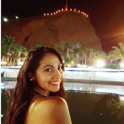 evefcast's tweet photo. #NuevaFotoDePerfil https://t.co/3hW2JLquvU