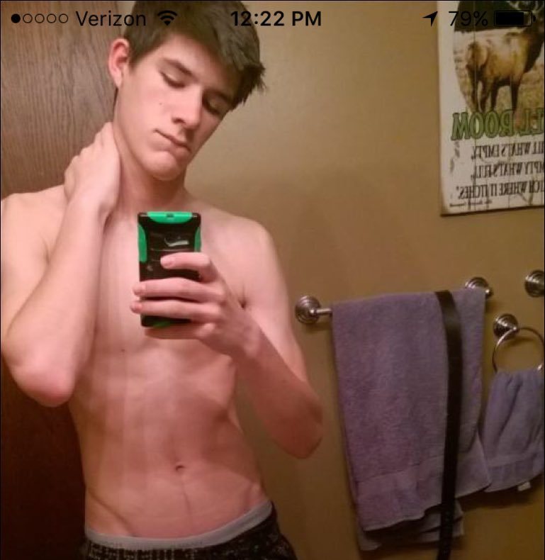 vglapp's tweet image. Find me on VGL, The #1 dating app for Twinks, Twunks, Jocks, and Pups! URL: vgl.me/thenext… bit.ly/2l8Y8Yp