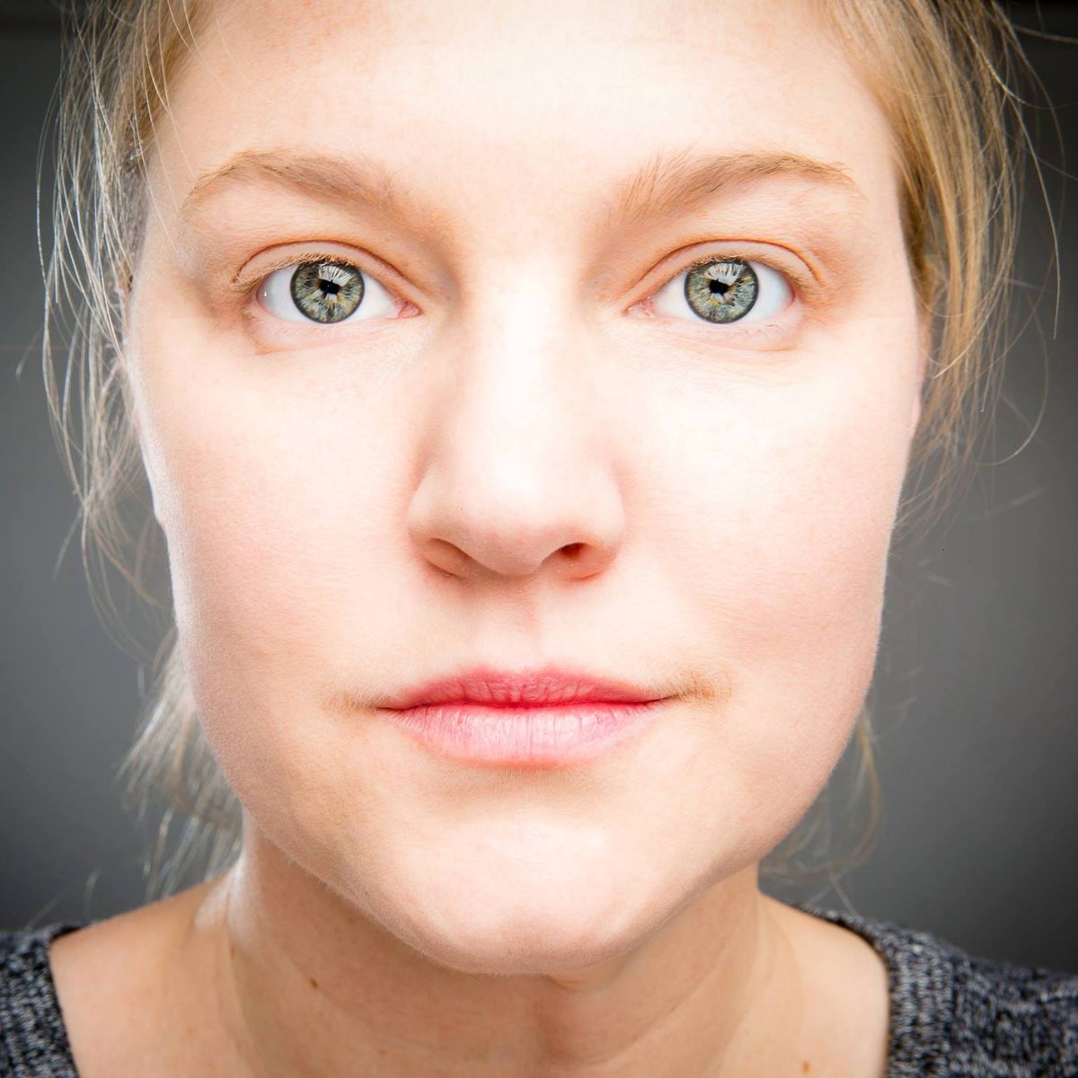 TheStudioCorp's tweet photo. Self portrait in The Studio of member Jaimie Johnson!!! I dig it!! Amazing work lady! #thestudiocorp #headshot #denverphotostudio https://t.co/V8Hl84hfRN