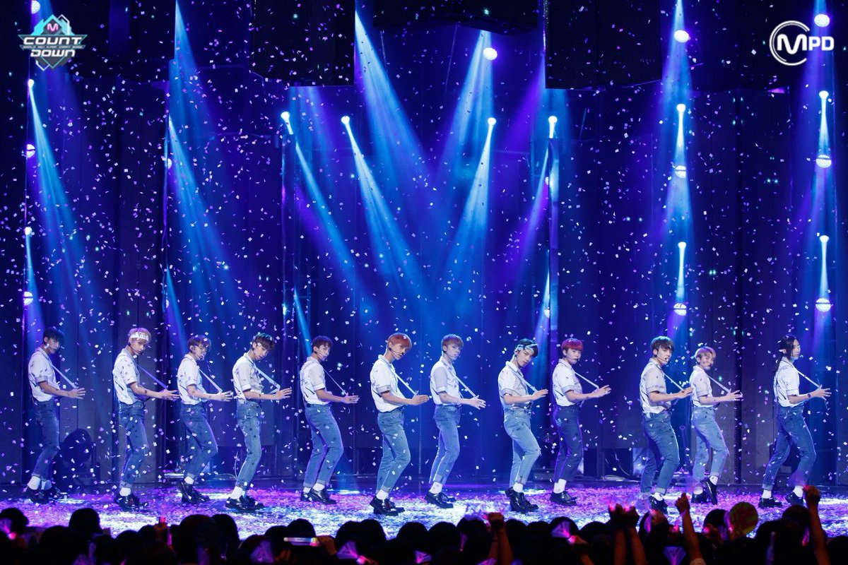 17xaesthetic's tweet photo. ✨ With you in the moments now and the future that is to come ✨

#캐럿은_사랑이야 #SVTCARATday #1st_anniversary https://t.co/Prl2TjOjLt