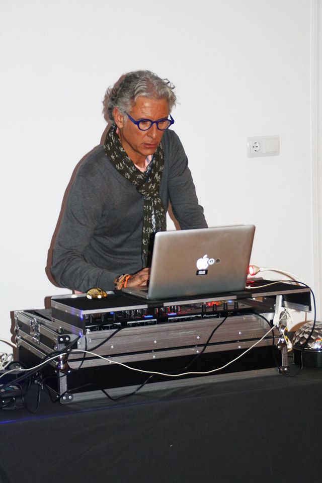 En #Skitx ponemos marcha al Lunes. ¡Feliz semana!