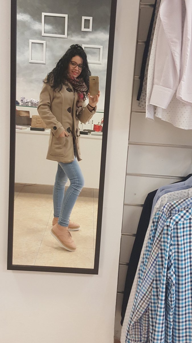 91NoventayUno's tweet photo. Nos encantan nuestras zapatillas núde 😍😍😍😍😍😍😍😍😍😍 https://t.co/gzBqrD3myD
