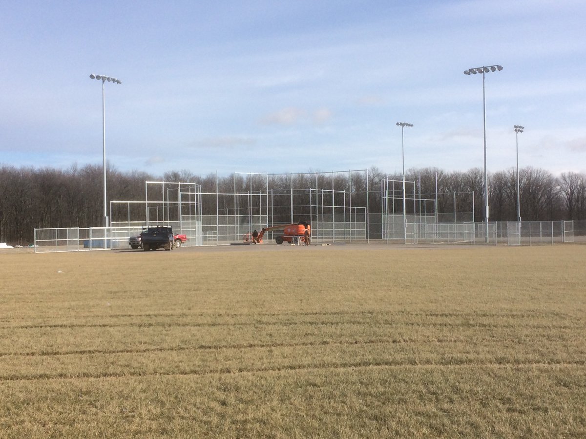 BramaleaFence's tweet photo. So far so good out in Grimsby. 4 backstops are coming along nicely. Stay tuned https://t.co/xnucrPwaiJ