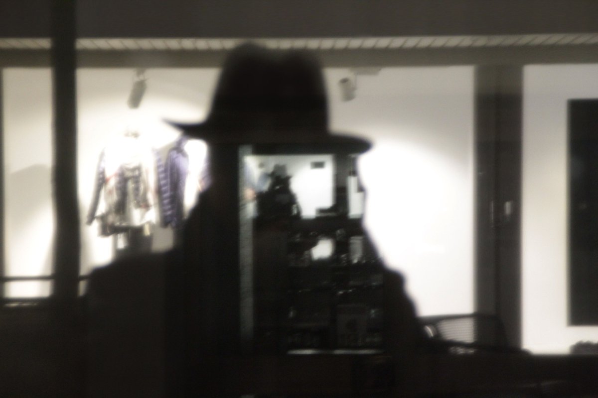 DancingPolygon's tweet image. tmblr.co/Zb5tei2IPl0jO  -  // Dancing Polygon  #photography #atmosphere #night #reflections