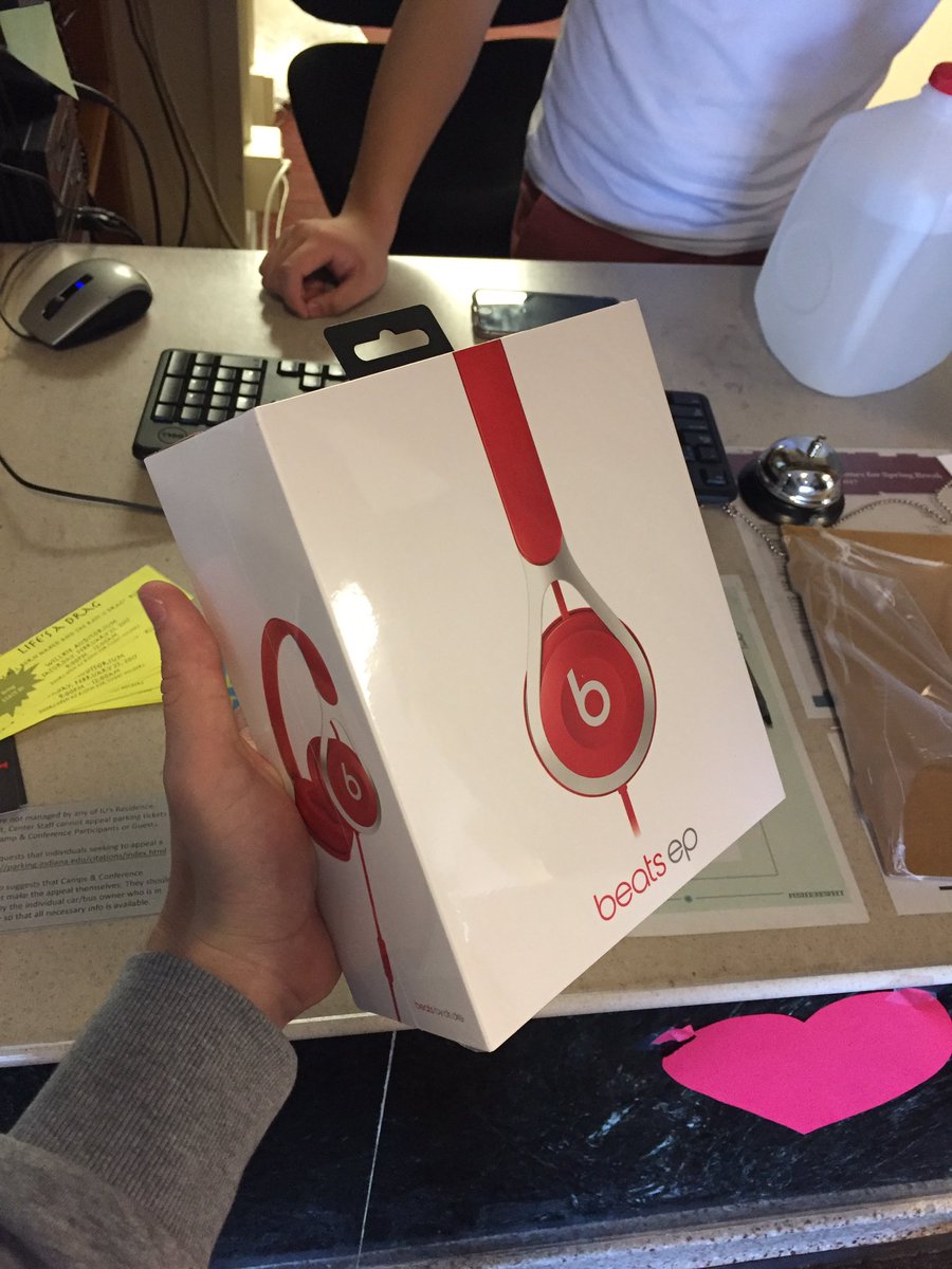 Harper Formal Lounge tonight from 7-9! Have the chance to win beats headphones!