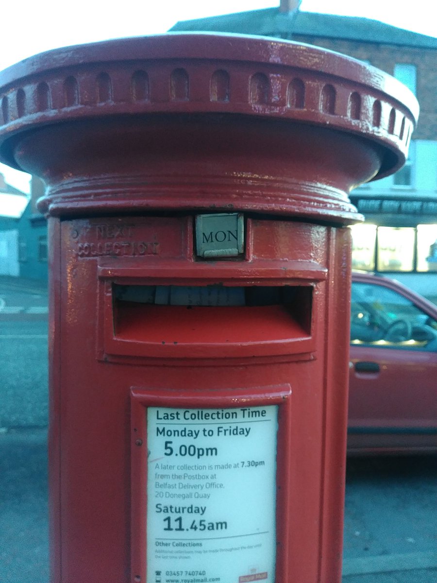 ckillen07's tweet photo. @RoyalMail that's a lot of St Valentine's day cards :-) https://t.co/xJa9MOm7ni
