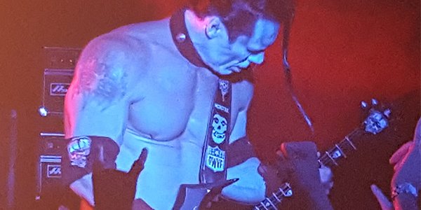 REVIEW: <a href="/DoyleAbominator/">Doyle</a> + <a href="/gengrave/">Generation Graveyard</a> + <a href="/THEDEADXIII/">The Dead XIII</a> at <a href="/TheUnderworld/">The Underworld</a>, London (06/02/17) rebnoise.com/review-doyle-g…