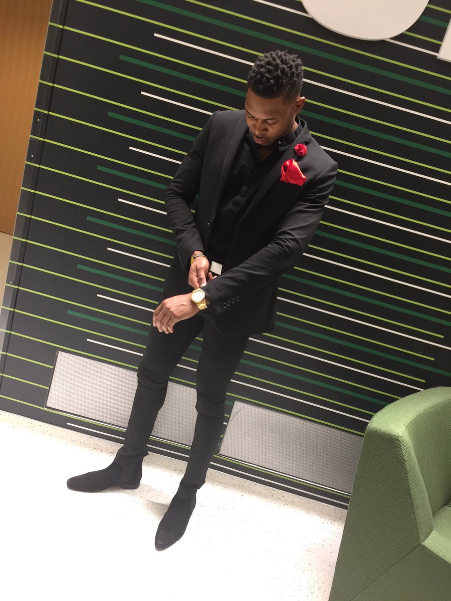 ChiefMichaelO's tweet photo. Love is Unconditional 

🌹

#BuildABae2k17 
#UNTASODateAuction https://t.co/gQlog9tD3Q