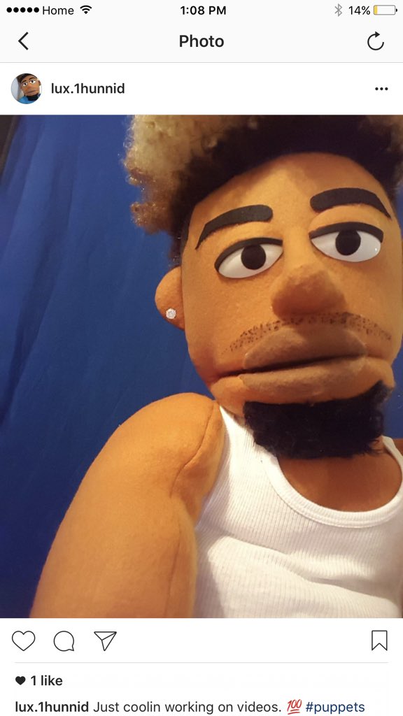 HeyPariss's tweet photo. YALL! a fucking PUPPET just slid in my dms and sent me some dick pics ! I CANT MAKE THIS SHIT UP!!! 😂😂😂 https://t.co/N4CeTMySkV