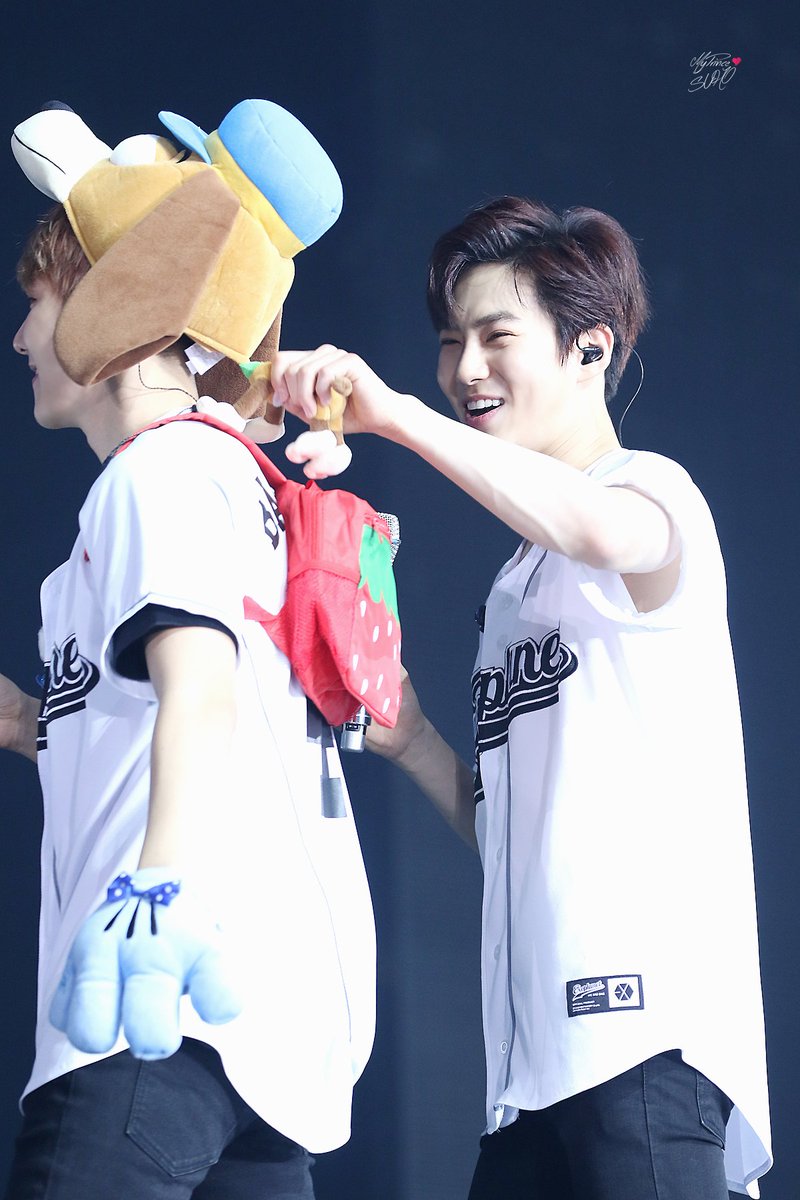 MyPrinceSUHO's tweet photo. 멍멍이 잡았다꺌꺌🐶🍓🎀
https://t.co/KpiMv24ym8 https://t.co/lfZHmz5kws