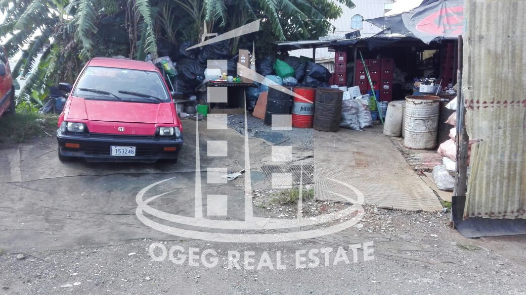 OgegReal's tweet photo. LOTE EN BARRIO MEXICO, SAN JOSÉ.
Contiguo Iglesia Católica. Actualmente hay un taller mecánico pequeño, el resto libre listo para construir. https://t.co/wnq8QNQ7yd