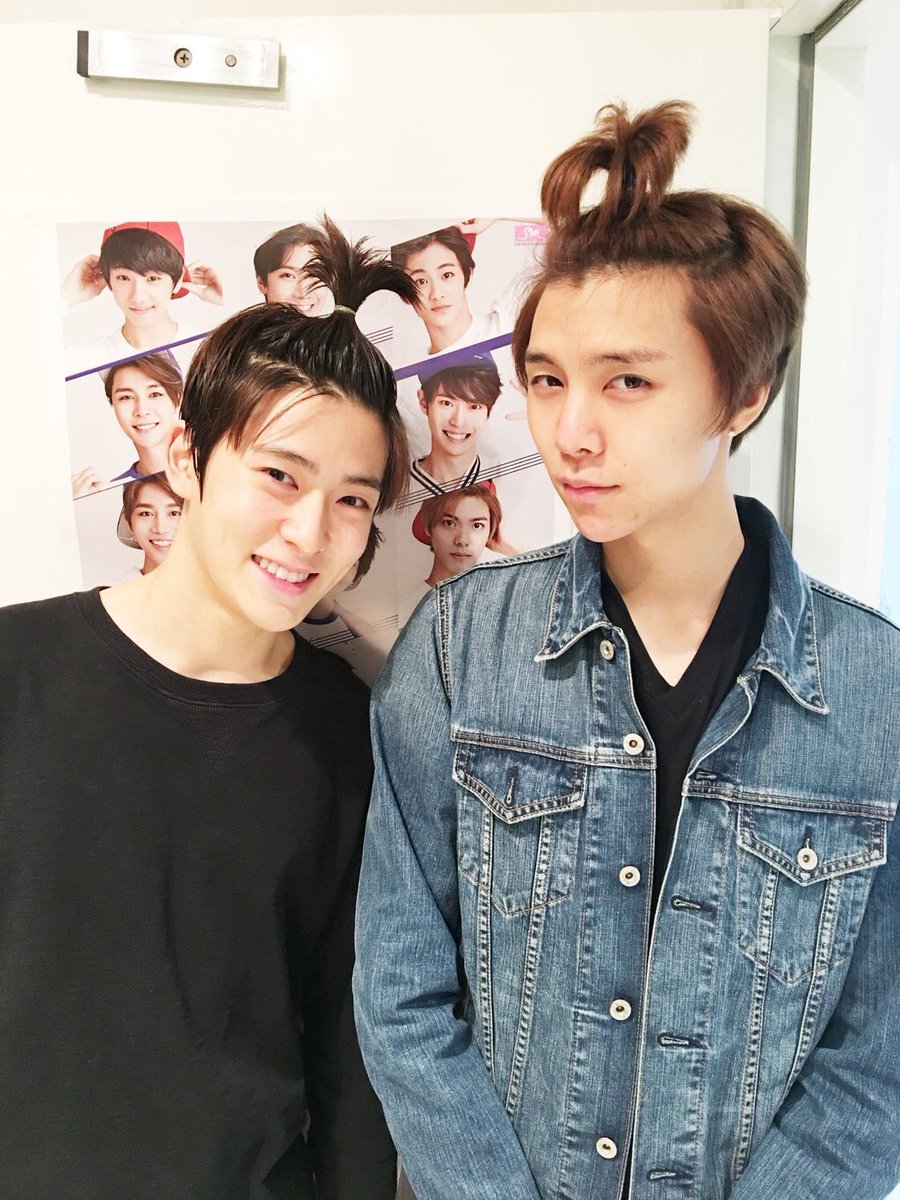 bestofjsuh's tweet photo. Happy birthday to our precious valentine boy Jeffrey ⭐ #HappyJaehyunDay https://t.co/gmRnZUawnp