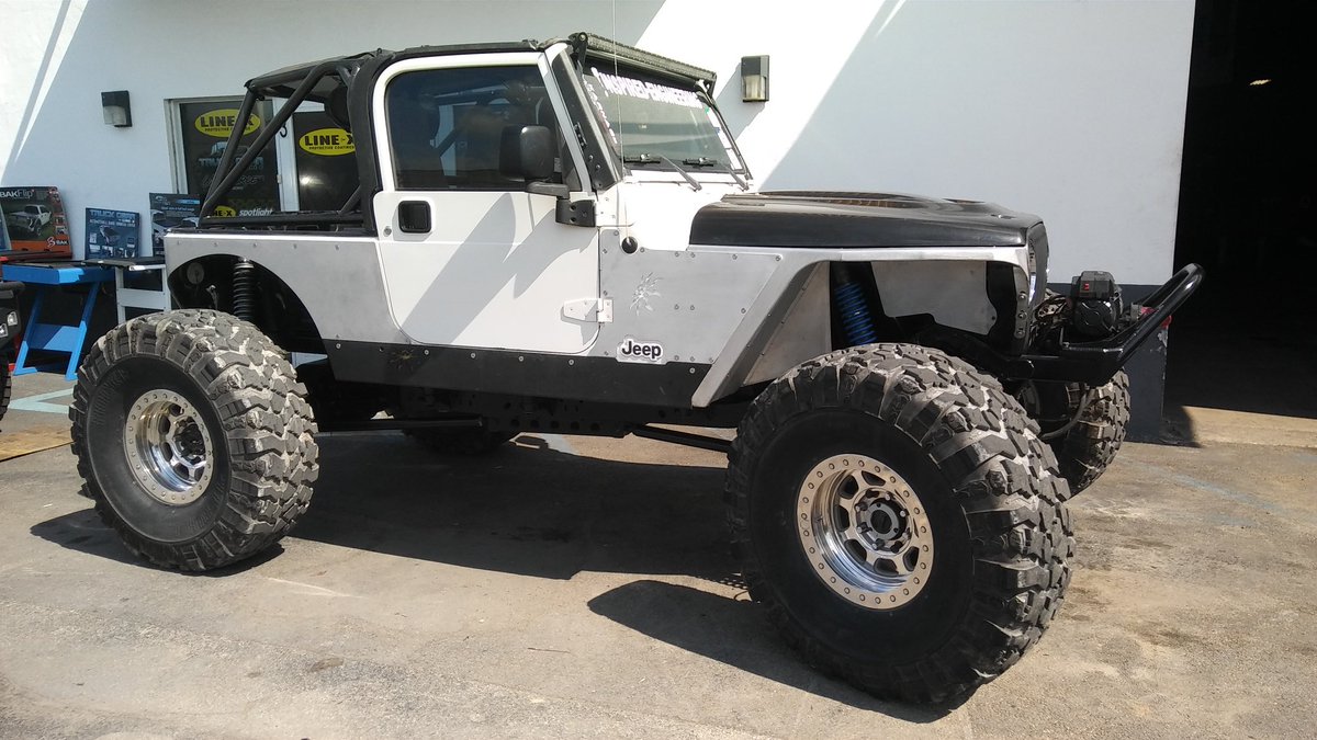TonsofFunTours's tweet photo. Radical little rock climber @THEJeepMafia @Jeep_Clan @trlr8djeep @JeepCraze_ @JeepJewel @kokks29 @SethVoss @JeepEat @timothy60346266 https://t.co/gmIwuEGt0m