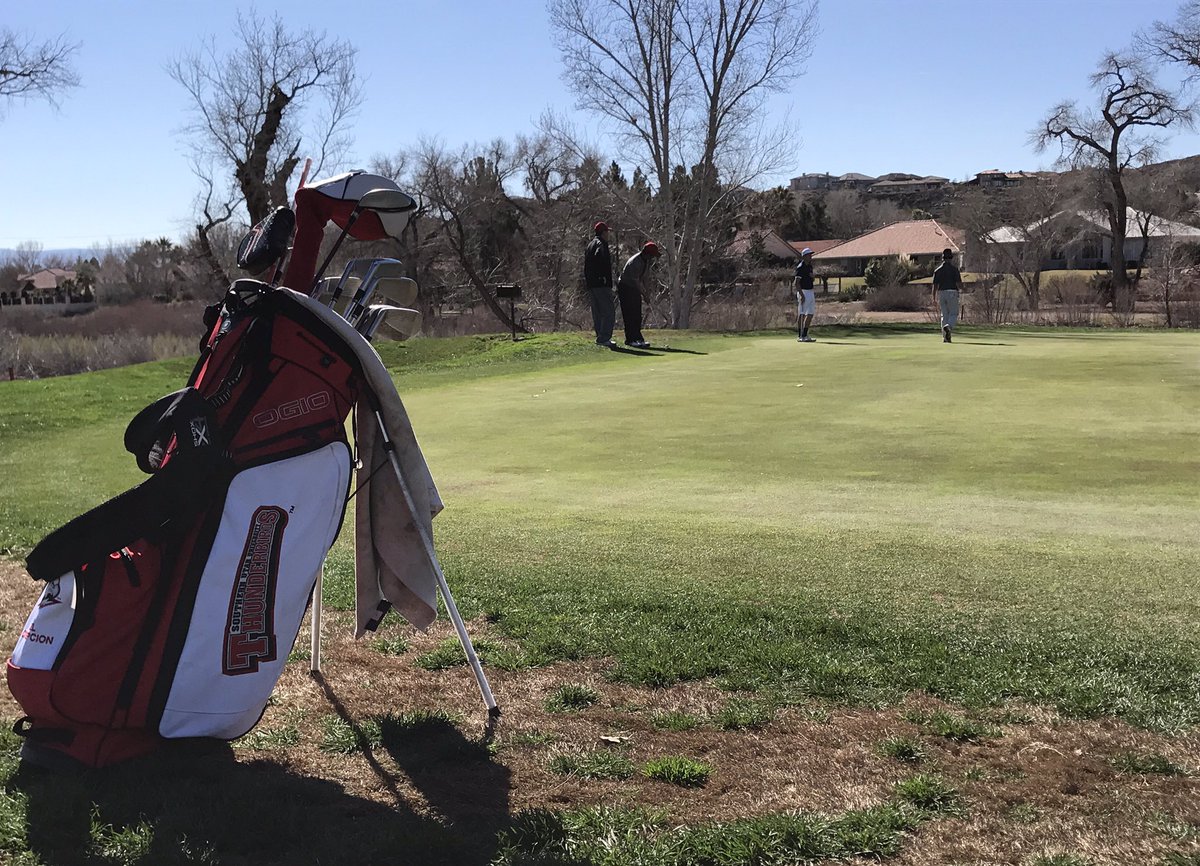 SUUGolf's tweet photo. It's a beautiful day for golf down here at Sunbrook!! βοΈ #TBirdNation #SUUGolf https://t.co/XthTIcJbyS