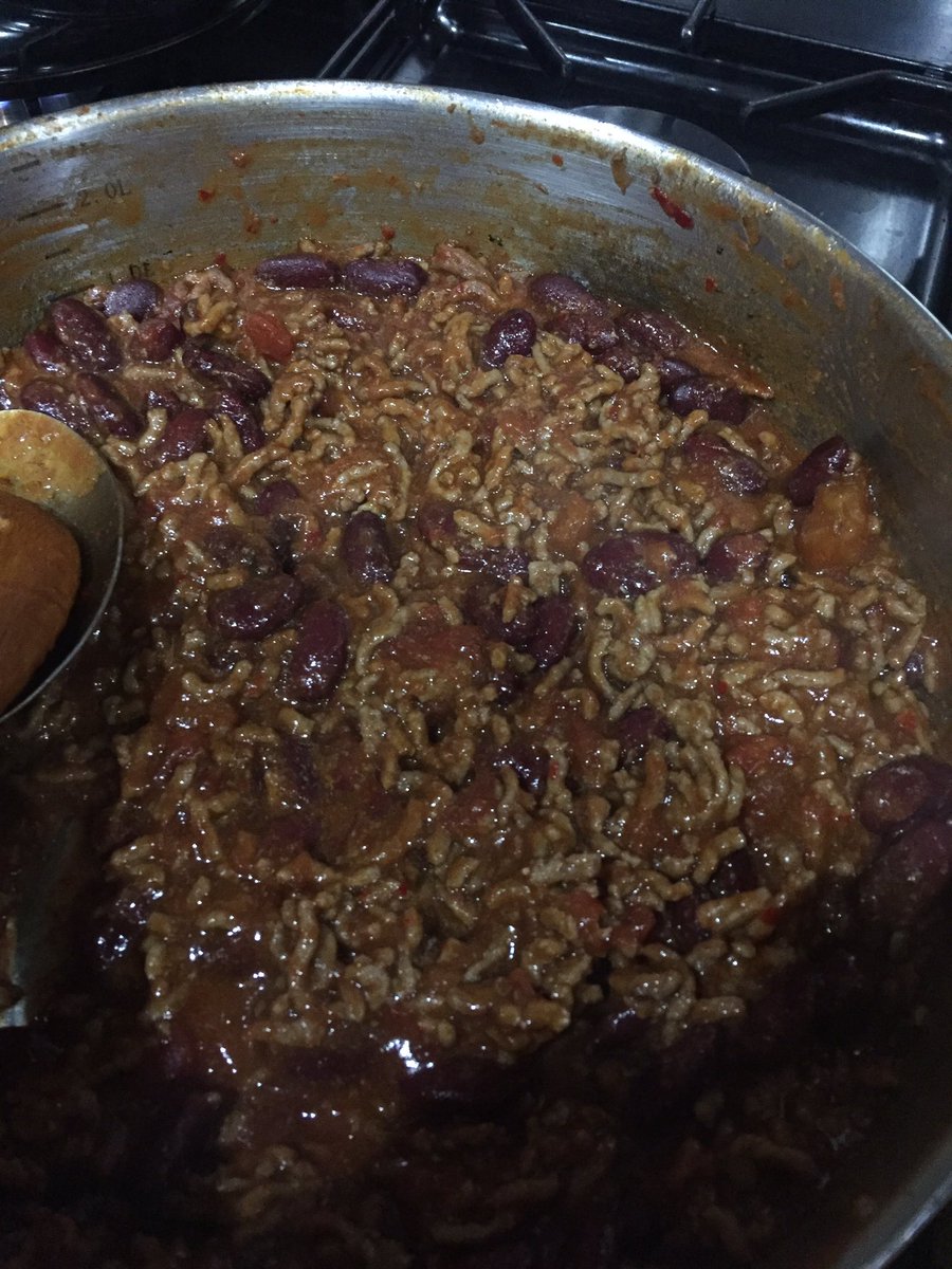 M155CSJ's tweet photo. I can't make much but I make a banging chilli! 🌶 #BackingMyself https://t.co/DuhtszJKCy